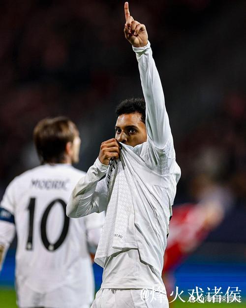 罗德里戈再创传奇,只差1分钟迎头赶上皇马纪录 罗德里戈再创传奇,只差1分钟迎头赶上皇马纪录